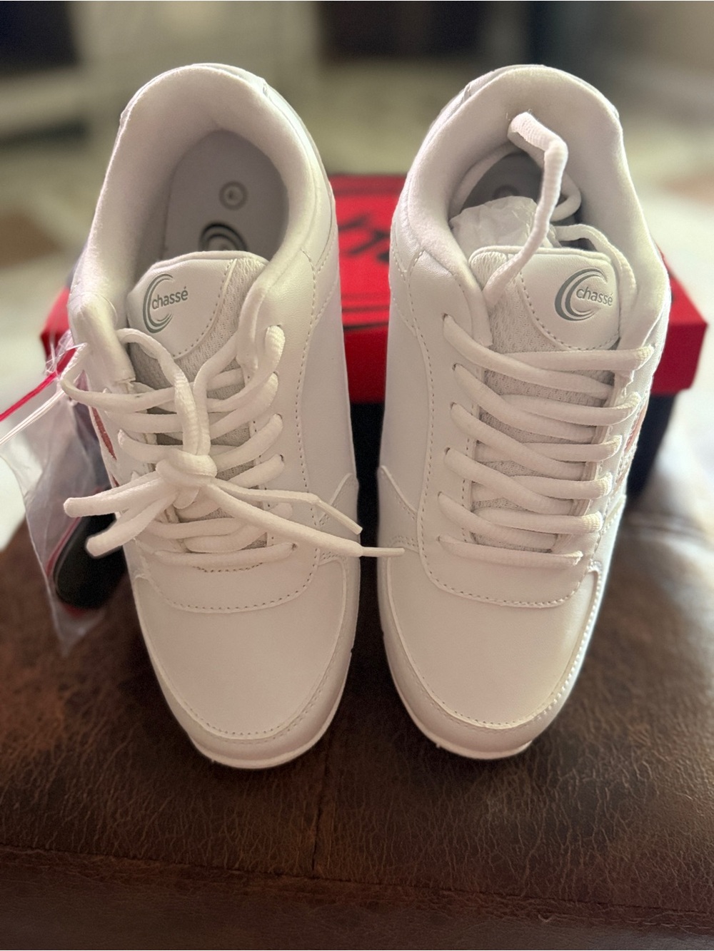 Chassé Kids White Sneakers with Red Accent - Lightweight Athletic Shoes - Picture 4 of 5